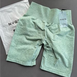 NVGTN scrunch shorts